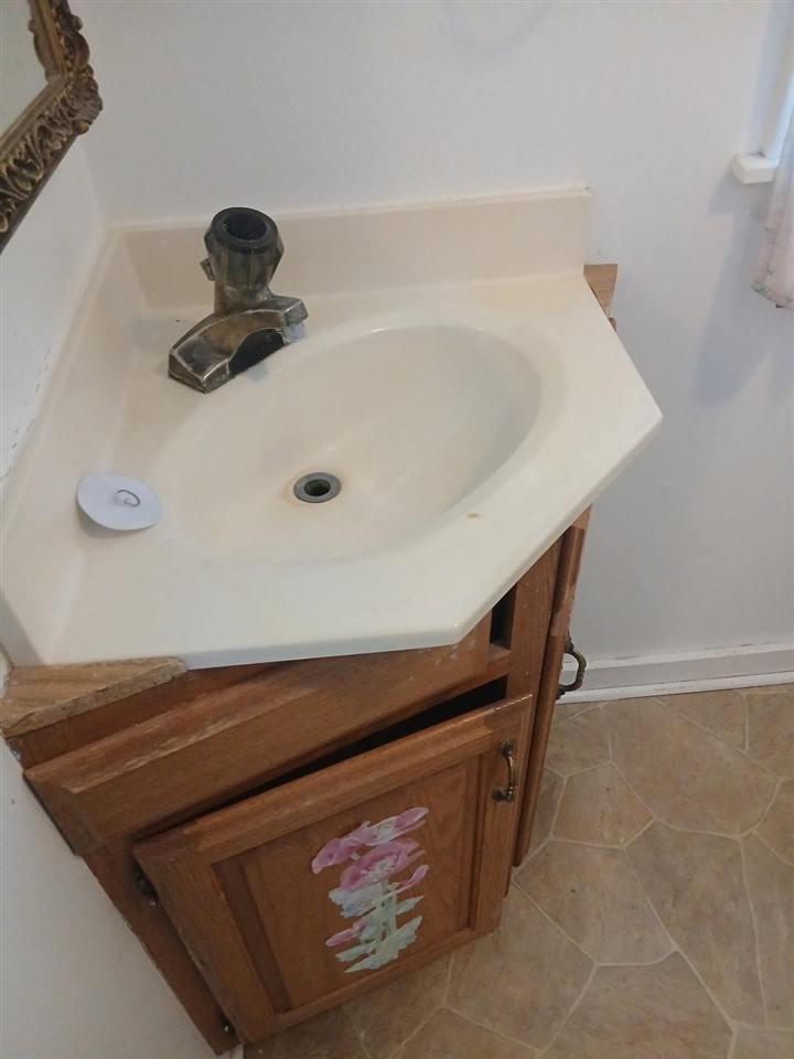 844 Backus Street Jackson, MI 49202 - Photo 8 of 13