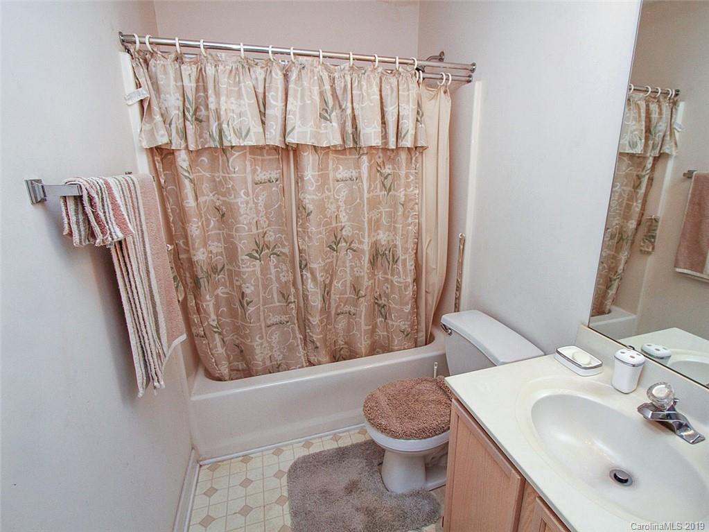 6841 Rumple Road Charlotte, NC 28262 - Photo 11 of 18 Gallery Image 11
