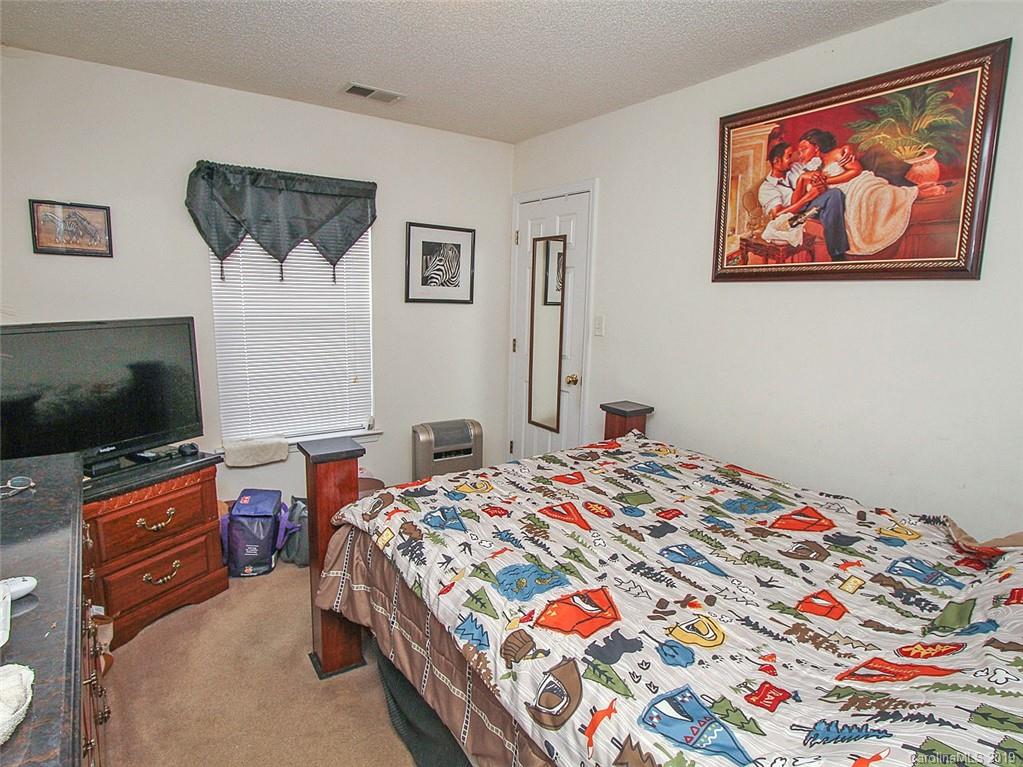 6841 Rumple Road Charlotte, NC 28262 - Photo 12 of 18 Gallery Image 12