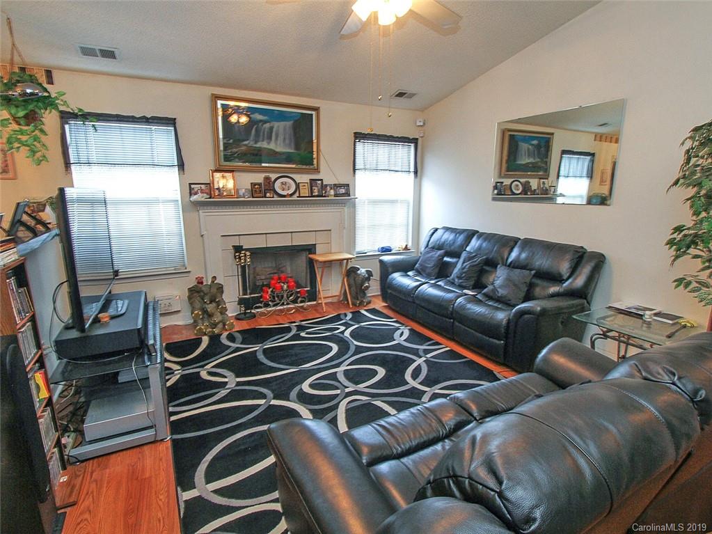6841 Rumple Road Charlotte, NC 28262 - Photo 8 of 18 Gallery Image 8