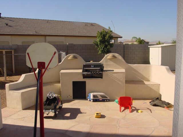 14644 West Redfield Road Surprise, AZ 85379 - Photo 3 of 6 Built in BBQ