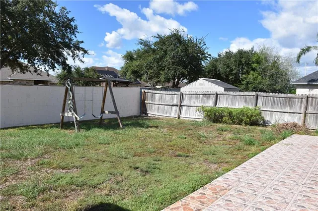 $285,000 | 514 Los Palomos Street, Weslaco, TX 78596