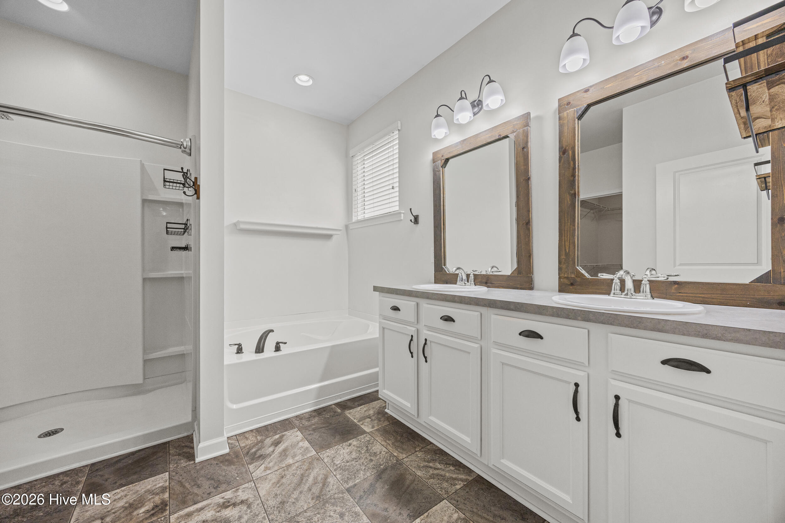109 Mardella Way Holly Ridge, NC 28445 - Photo 22 of 47 29_bathroom