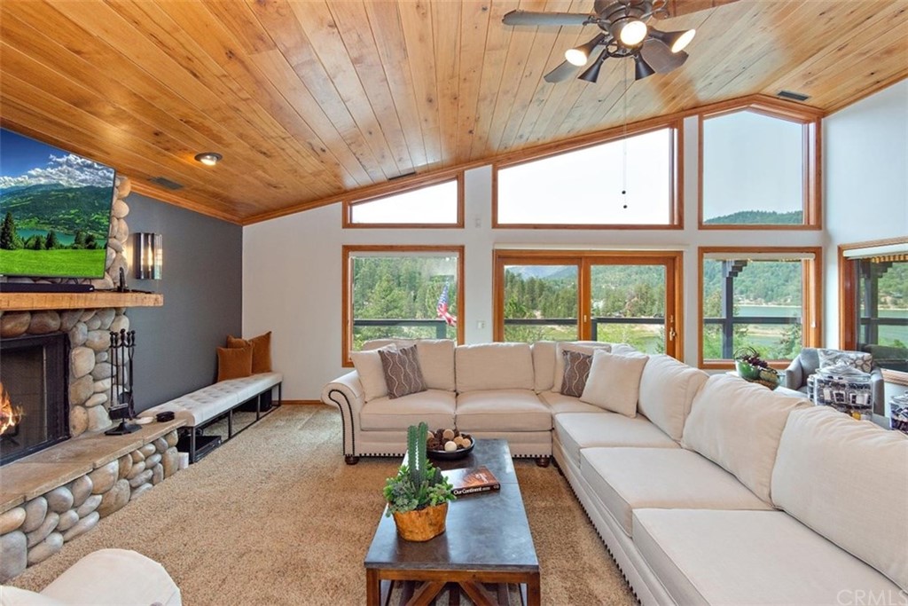 38589 Talbot Drive Big Bear Lake, CA 92315 - Photo 15 of 67