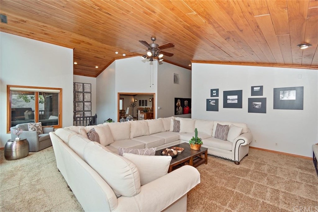 38589 Talbot Drive Big Bear Lake, CA 92315 - Photo 16 of 67