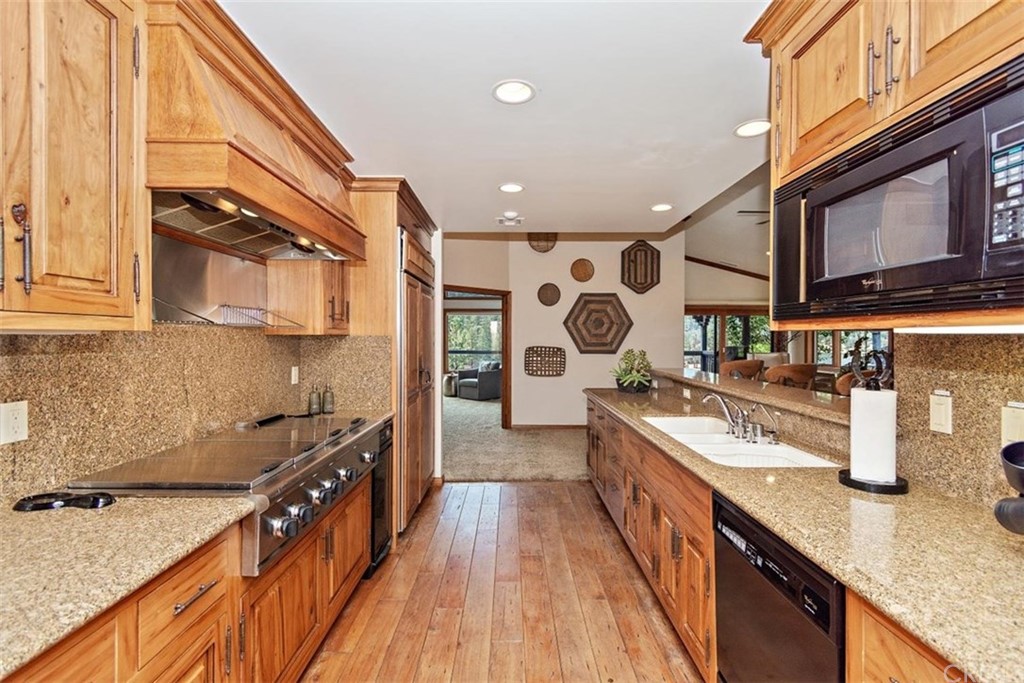 38589 Talbot Drive Big Bear Lake, CA 92315 - Photo 23 of 67