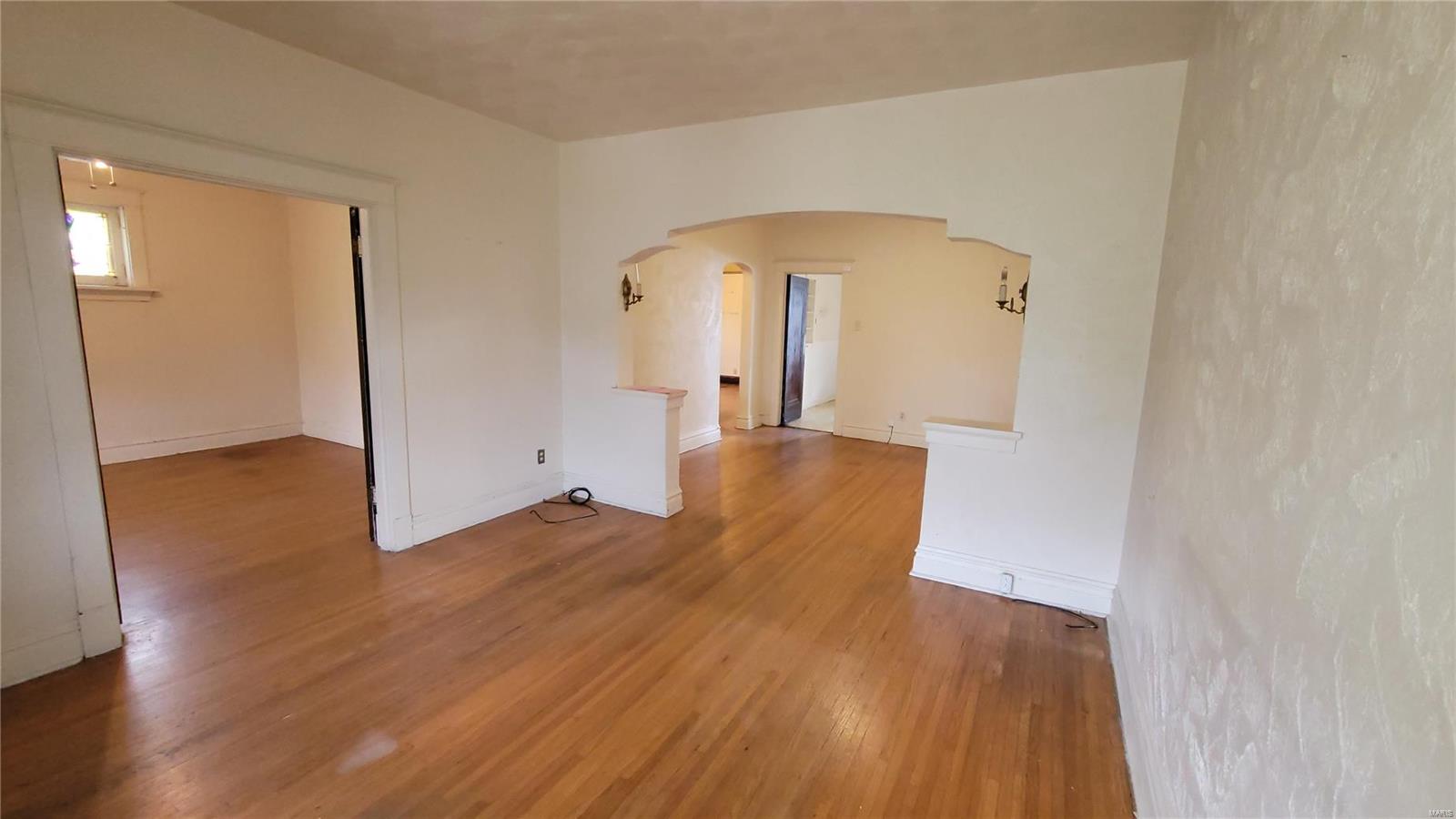 4601 Carter Avenue St. Louis, MO 63115 - Photo 3 of 25