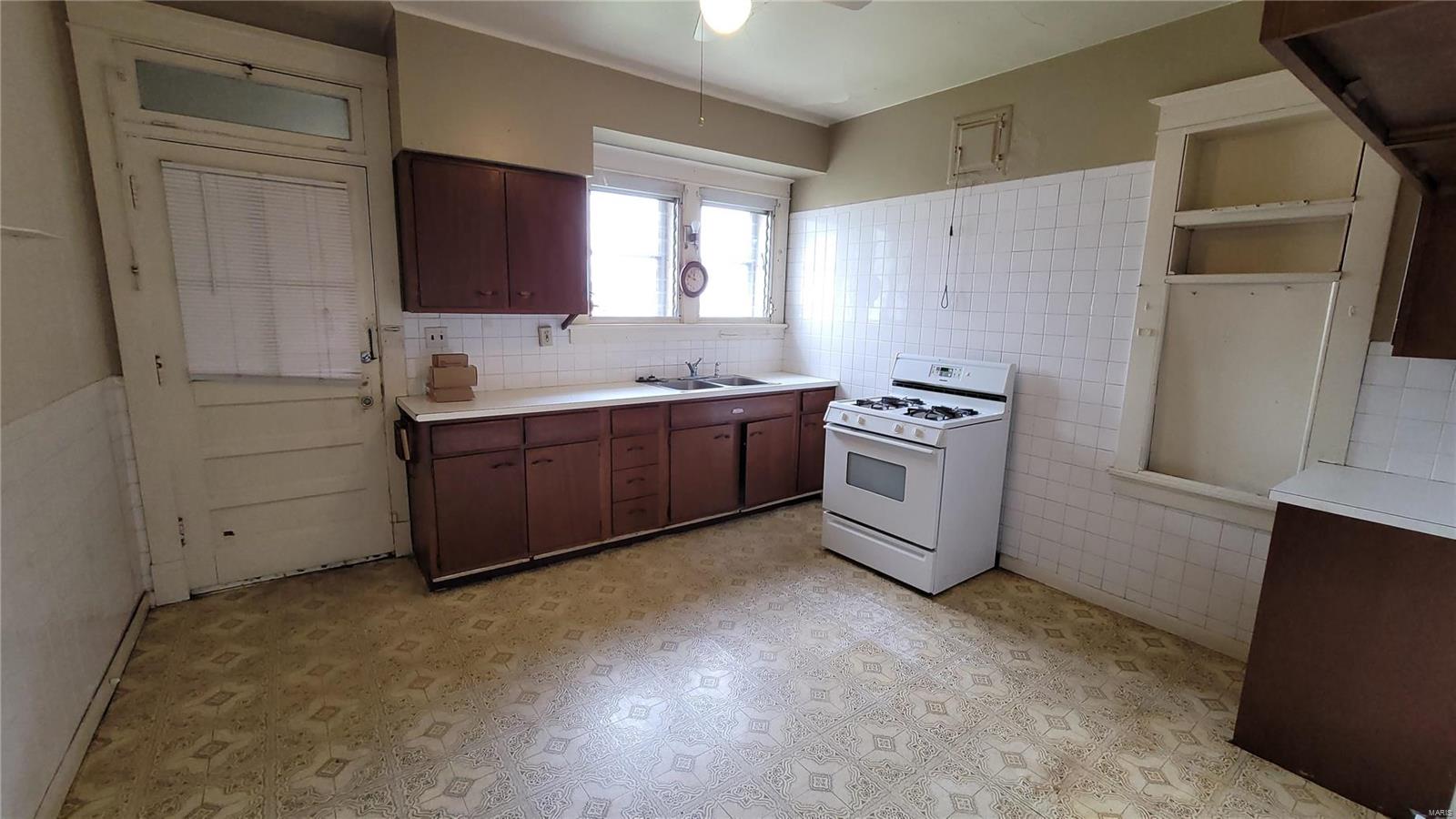 4601 Carter Avenue St. Louis, MO 63115 - Photo 6 of 25