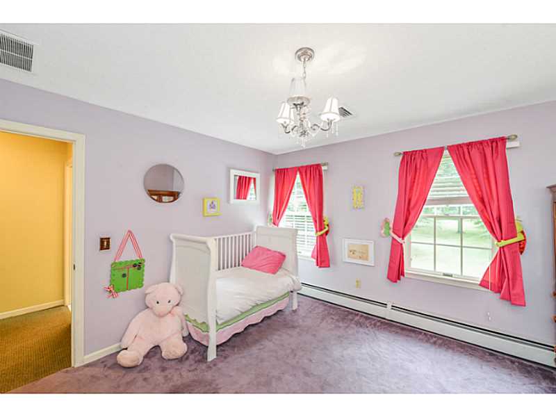 850 Laten Knight Road Cranston, RI 02921 - Photo 16 of 25 Bedroom.