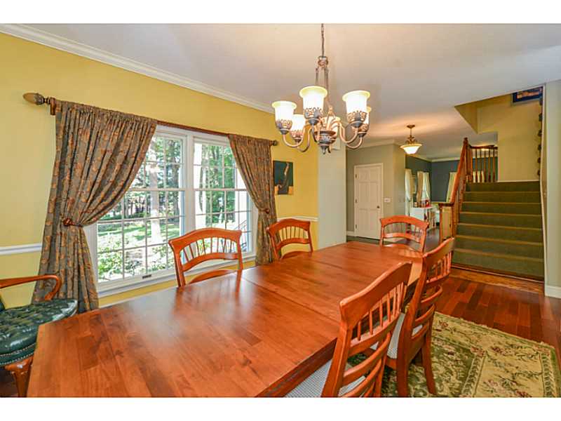 850 Laten Knight Road Cranston, RI 02921 - Photo 7 of 25 Dining Room.