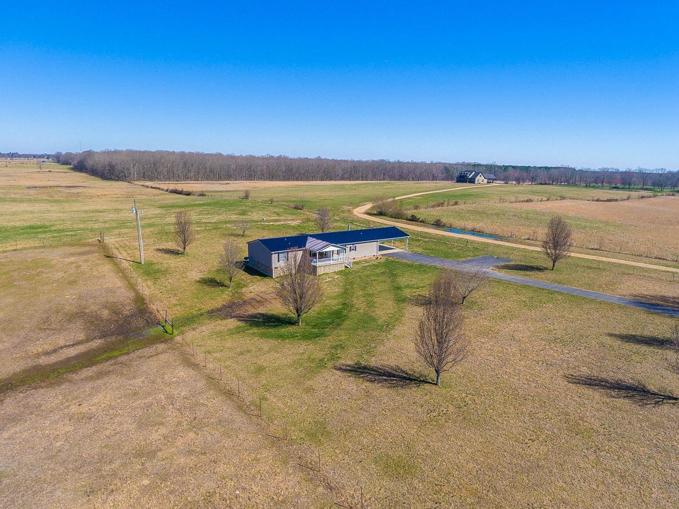 115 Colonial Road Hohenwald, TN 38462 - Photo 21 of 24 Gallery Image 21
