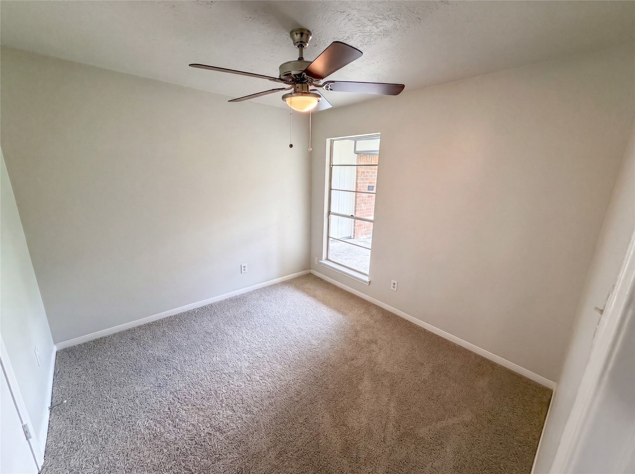 311 Fir Ridge Drive Houston, TX 77336 - Photo 13 of 21