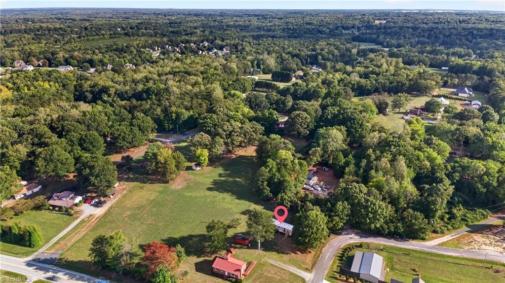 7412 Seldon Road Summerfield, NC 27358 - Photo 39 of 43 Gallery Image 39