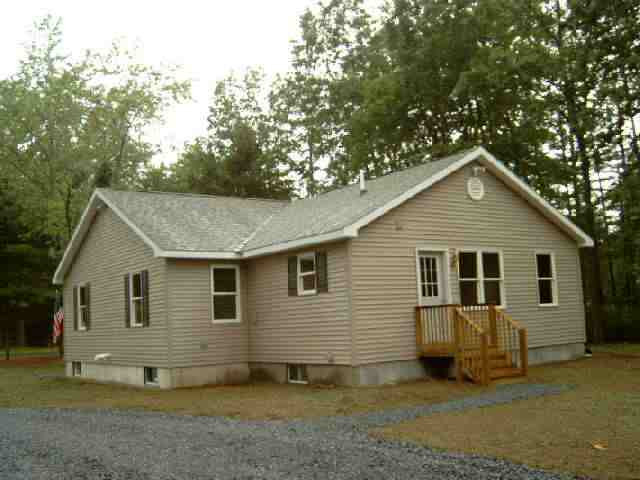 164 Redmond Road Moreau, NY 12831 - Photo 2 of 8 Photo 2