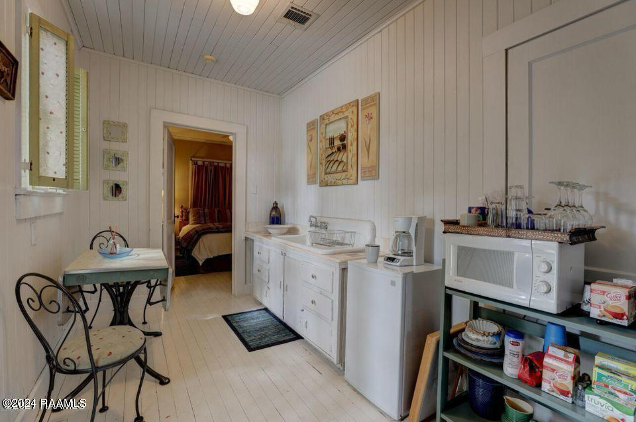 1011-1015 Lee Avenue, Unit A B C Lafayette, LA 70501 - Photo 48 of 50 FullSizeRender-5