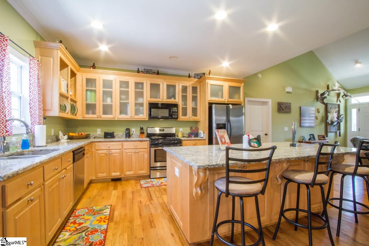 213 Latham Road Easley, SC 29640 - Photo 11 of 36 Gallery Image 11