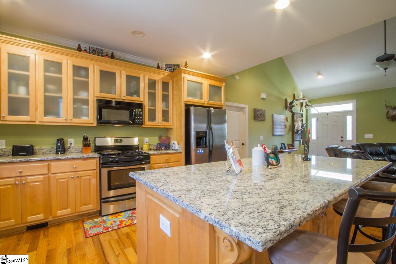 213 Latham Road Easley, SC 29640 - Photo 12 of 36 Gallery Image 12