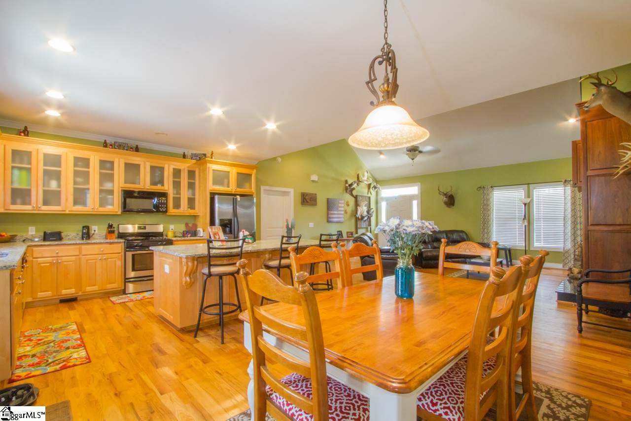 213 Latham Road Easley, SC 29640 - Photo 15 of 36 Gallery Image 15