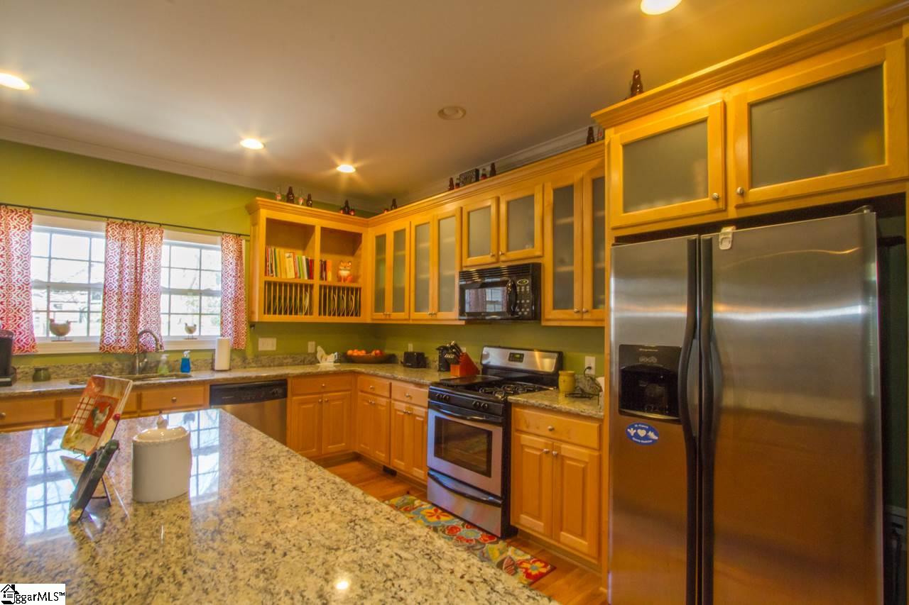 213 Latham Road Easley, SC 29640 - Photo 8 of 36 Gallery Image 8