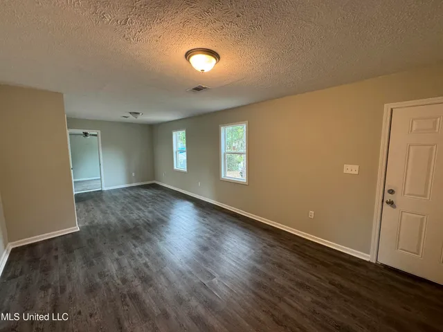 $1,850 | 742 Montclair Place, Jackson, MS 39206