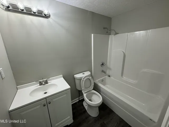 $1,850 | 742 Montclair Place, Jackson, MS 39206