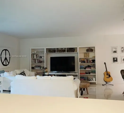 $7,200 | 141 Crandon Boulevard, Unit 237, Key Biscayne, FL 33149