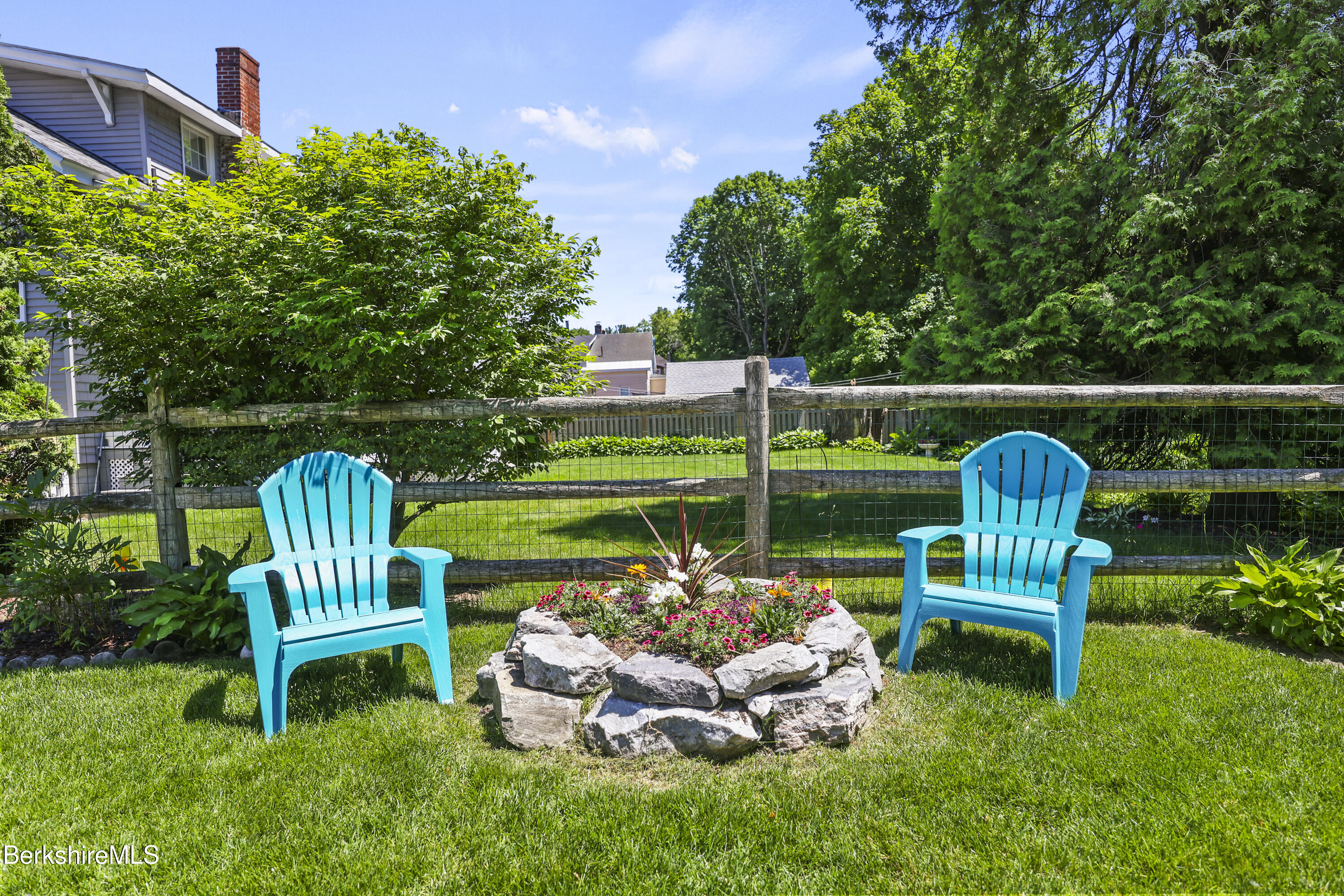 61 Harding Street Pittsfield, MA 01201 - Photo 43 of 48 230 Back Yard