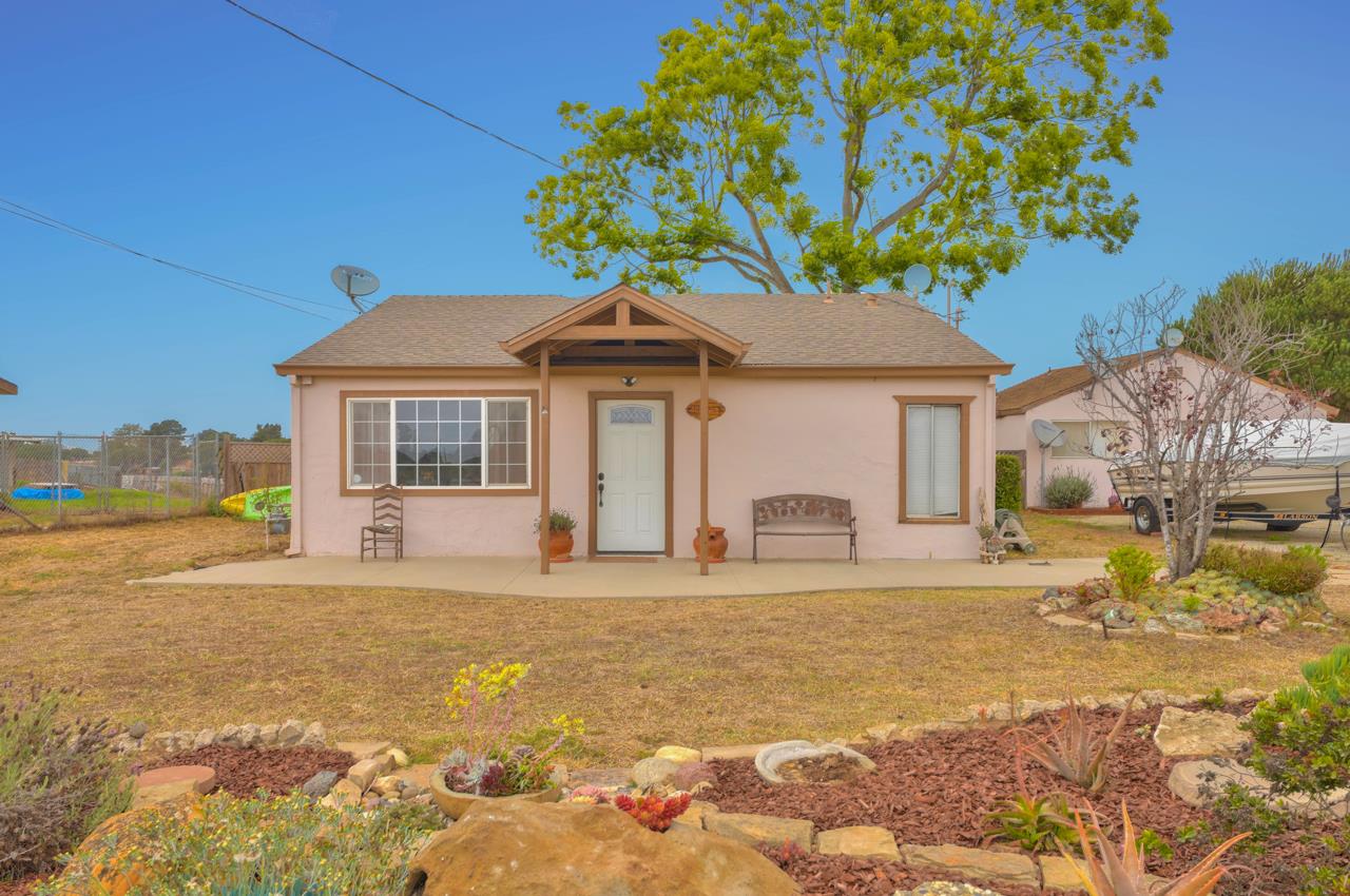 14485 Russo Road Castroville, CA 95012 - Photo 5 of 55 a house view with a garden space