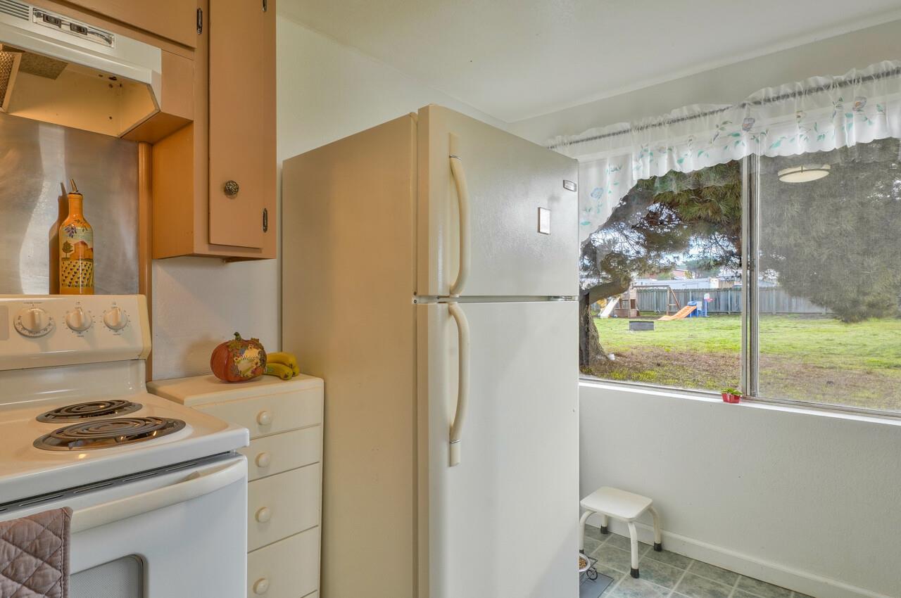 14485 Russo Road Castroville, CA 95012 - Photo 46 of 55 a bathroom with a sink a toilet and a shower