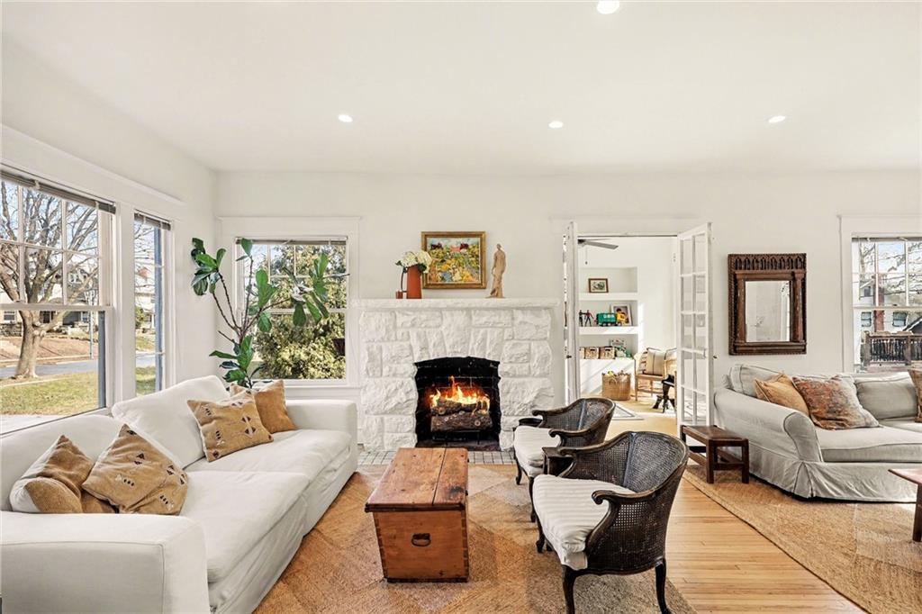 437 West 59 Terrace Kansas City, MO 64113 - Photo 4 of 39