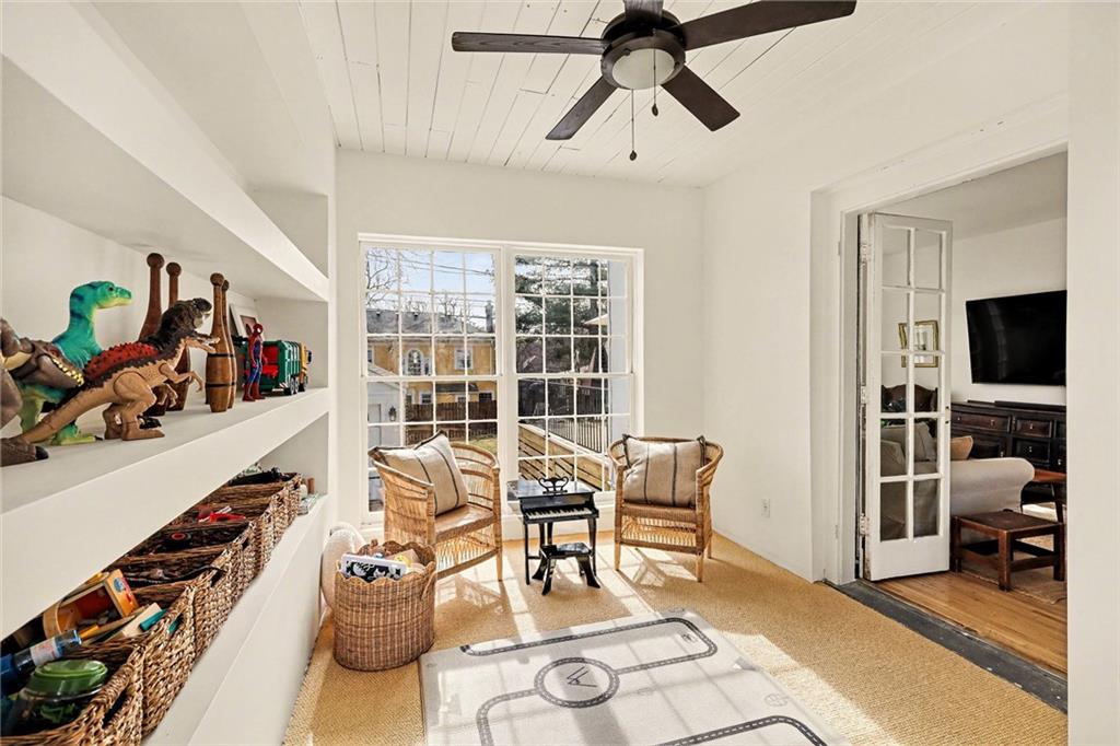 437 West 59 Terrace Kansas City, MO 64113 - Photo 10 of 39