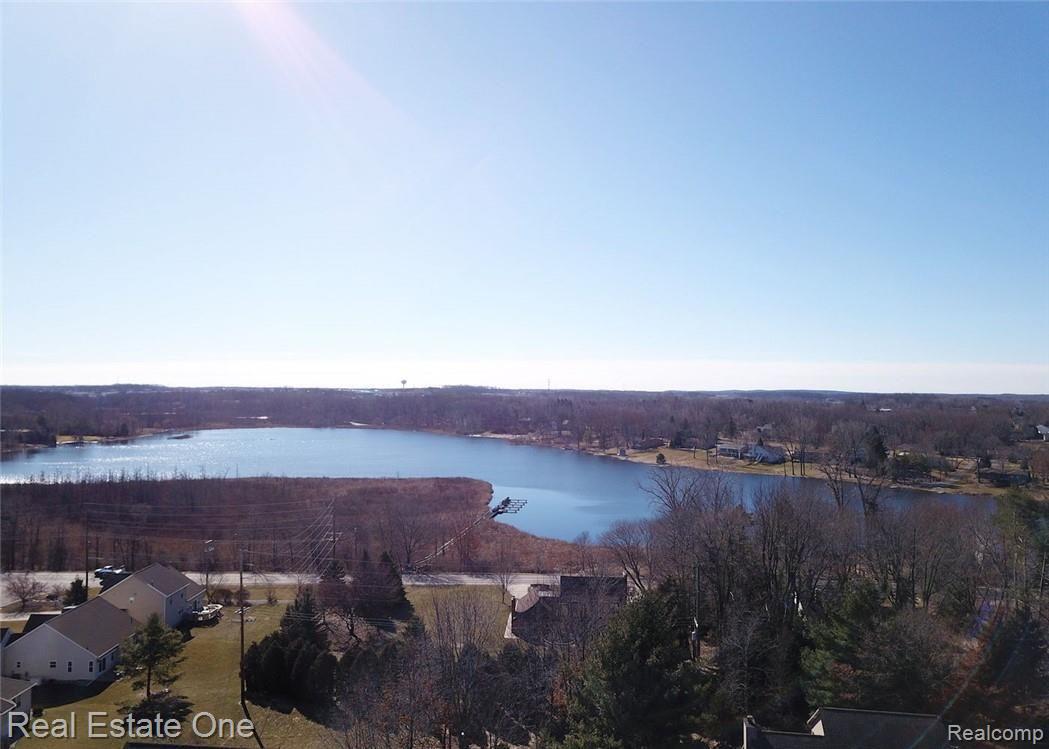 2781 Overview Court Howell, MI 48843 - Photo 28 of 30 DJI_0008.jpg