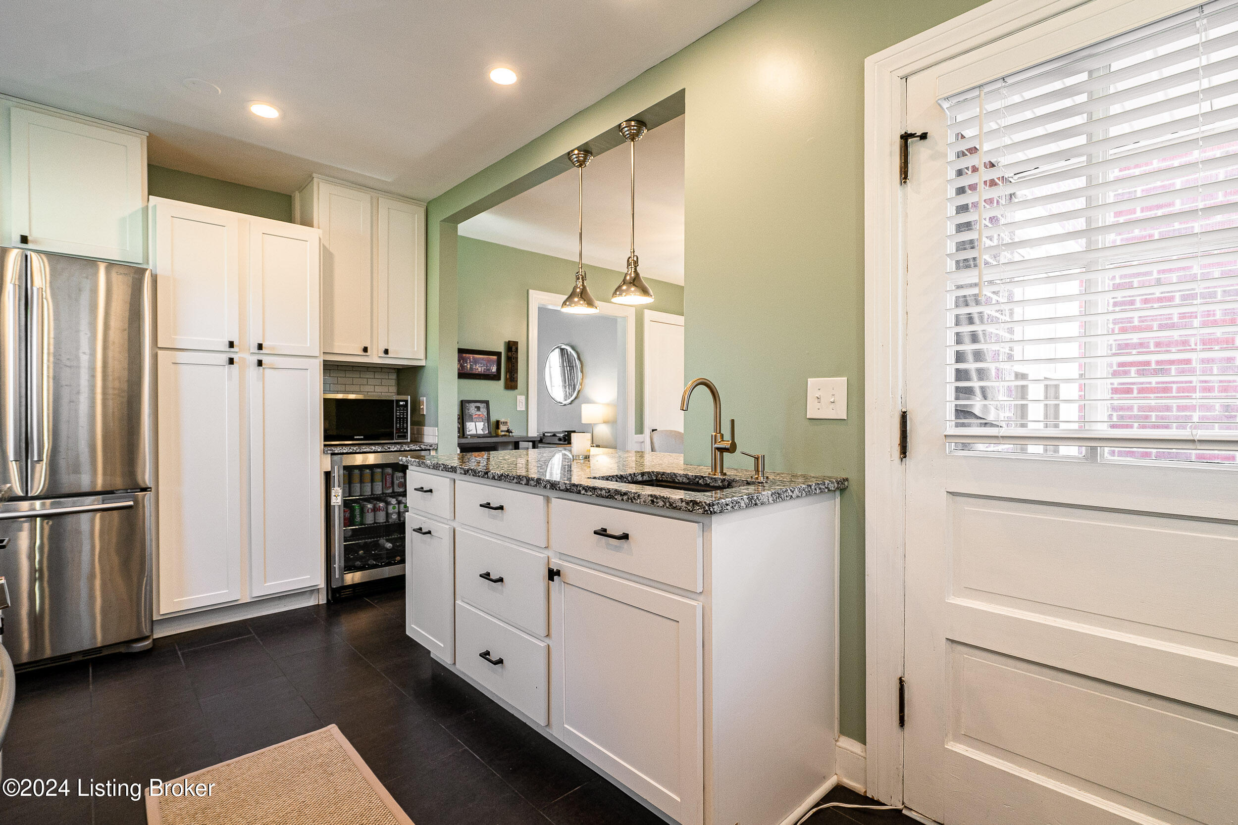 4433 Blenheim Road Louisville, KY 40207 - Photo 18 of 52 4433 Blenheim Rd-34