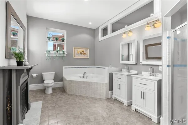 $875,000 | 2346 Albion Place, St. Louis, MO 63104