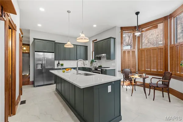 $875,000 | 2346 Albion Place, St. Louis, MO 63104
