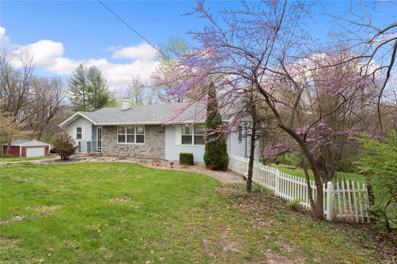 302 Red Fox Road O'Fallon, IL 62269 - Photo 3 of 35