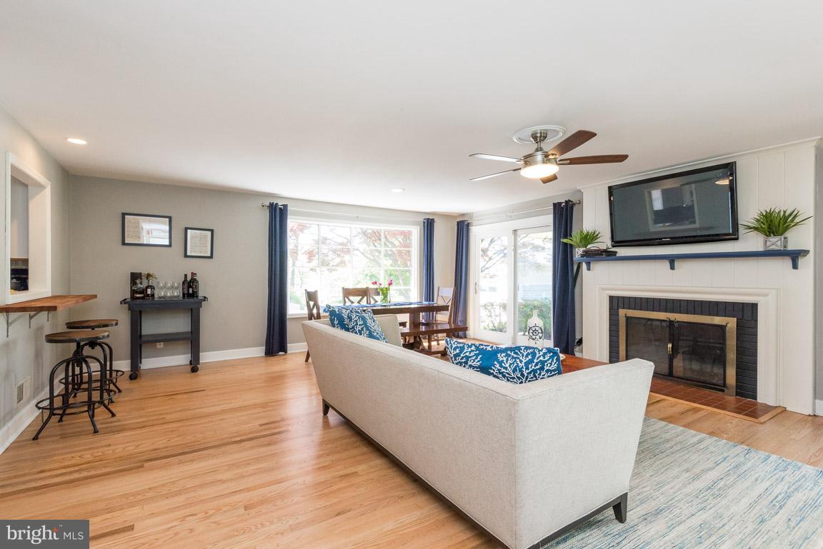 425 Schley Road Annapolis, MD 21401 - Photo 3 of 30 Great Room