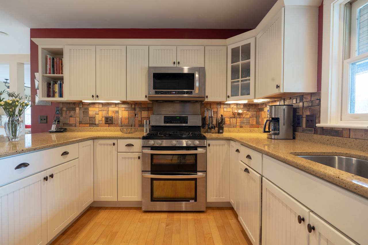 53 South Harvey Farm Road Waterbury, VT 05677 - Photo 2 of 35 Gallery Image 2