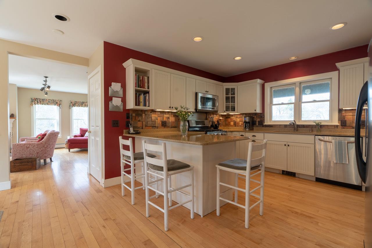 53 South Harvey Farm Road Waterbury, VT 05677 - Photo 4 of 35 Gallery Image 4