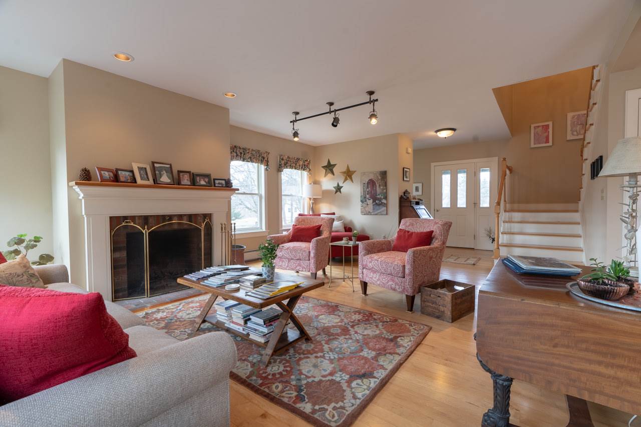 53 South Harvey Farm Road Waterbury, VT 05677 - Photo 8 of 35 Gallery Image 8