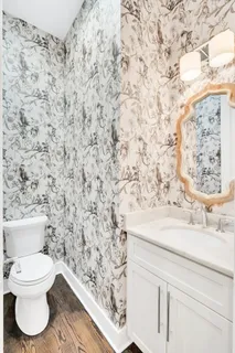 $1,050,000 | 5704 Old Harding Pike, Nashville, TN 37205