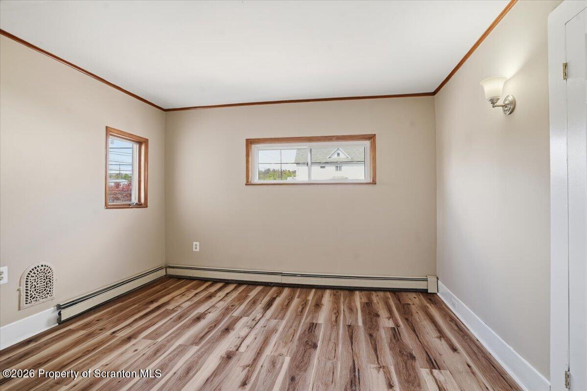 240 Theodore Street Scranton, PA 18508 - Photo 26 of 40 26-240_Theodore_St_023