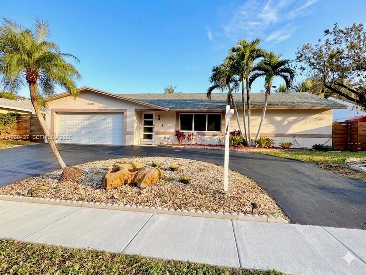 11600 Southwest 113th Place Miami, FL 33176 - Photo 2 of 21