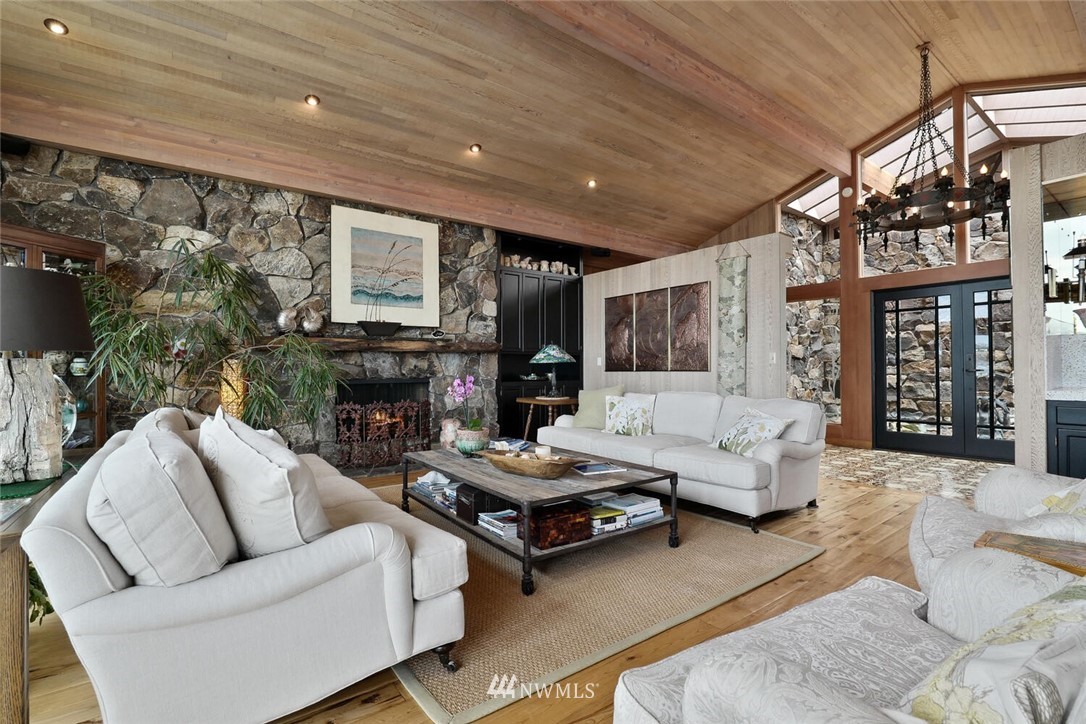 2100 South Breezy Point Road Camano Island, WA 98282 - Photo 13 of 40 Gallery Image 13