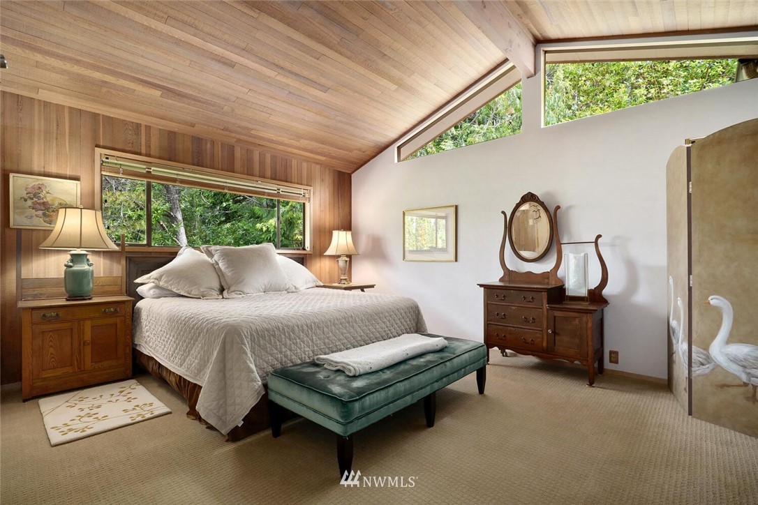 2100 South Breezy Point Road Camano Island, WA 98282 - Photo 18 of 40 Gallery Image 18
