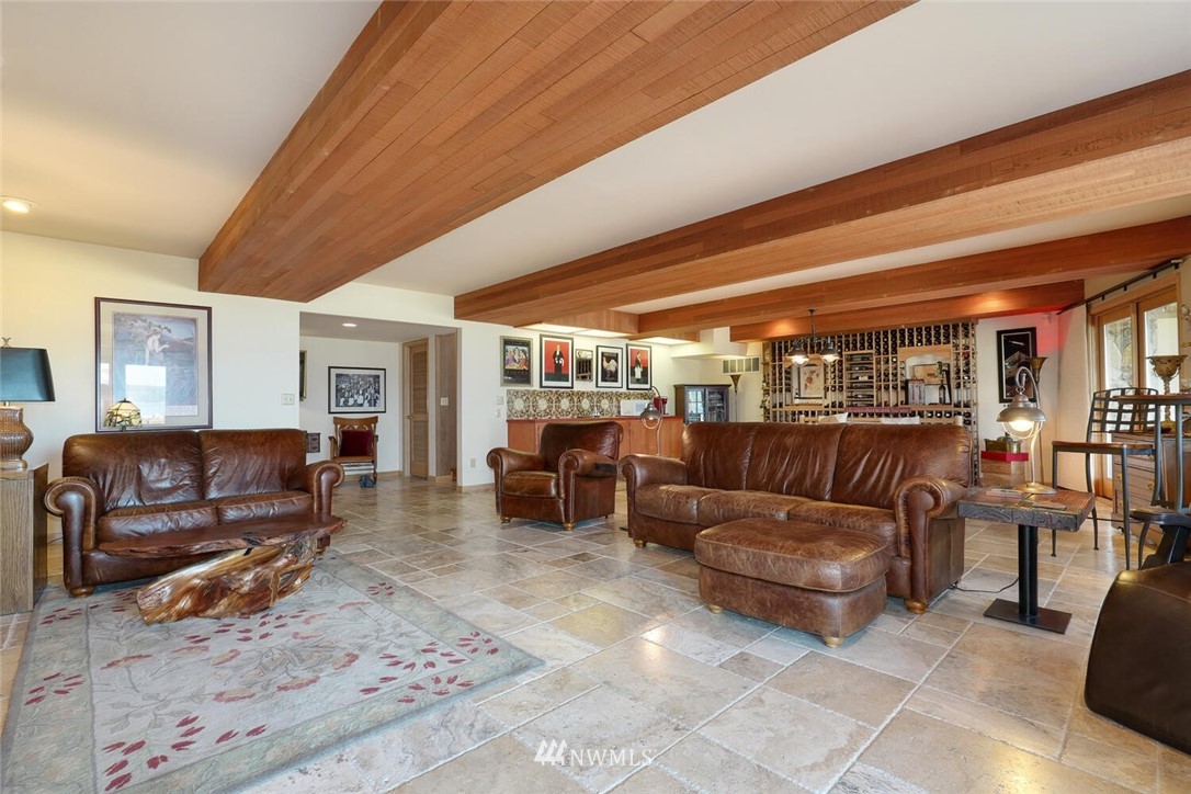 2100 South Breezy Point Road Camano Island, WA 98282 - Photo 30 of 40 Gallery Image 30