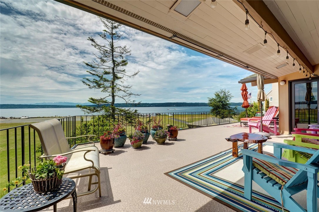 2100 South Breezy Point Road Camano Island, WA 98282 - Photo 10 of 40 Gallery Image 10