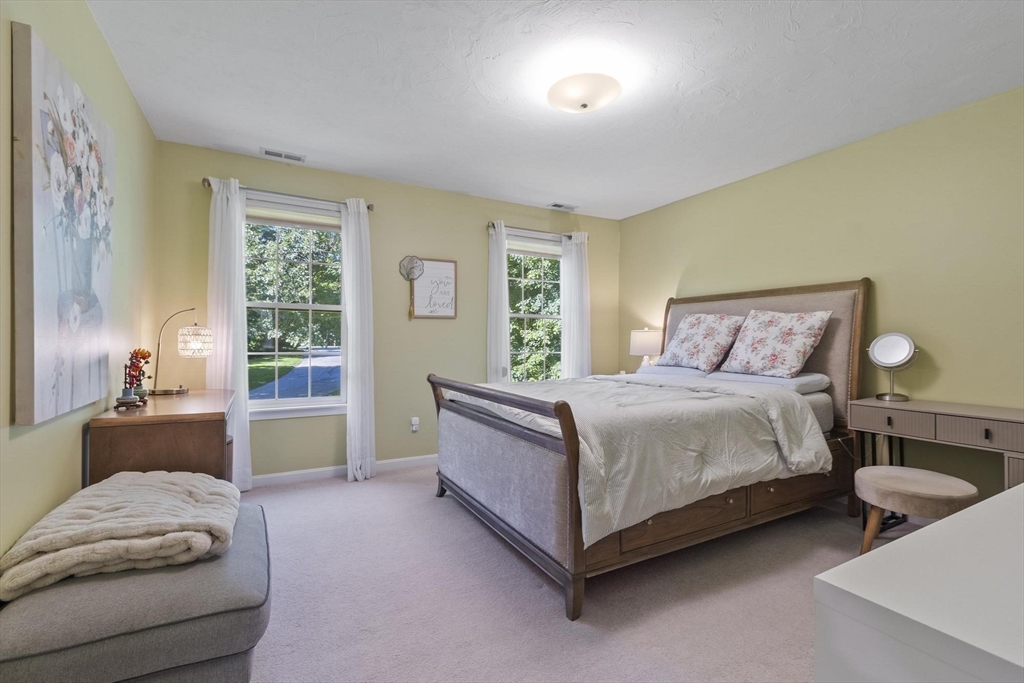 218 Stearns Road Marlborough, MA 01752 - Photo 15 of 30