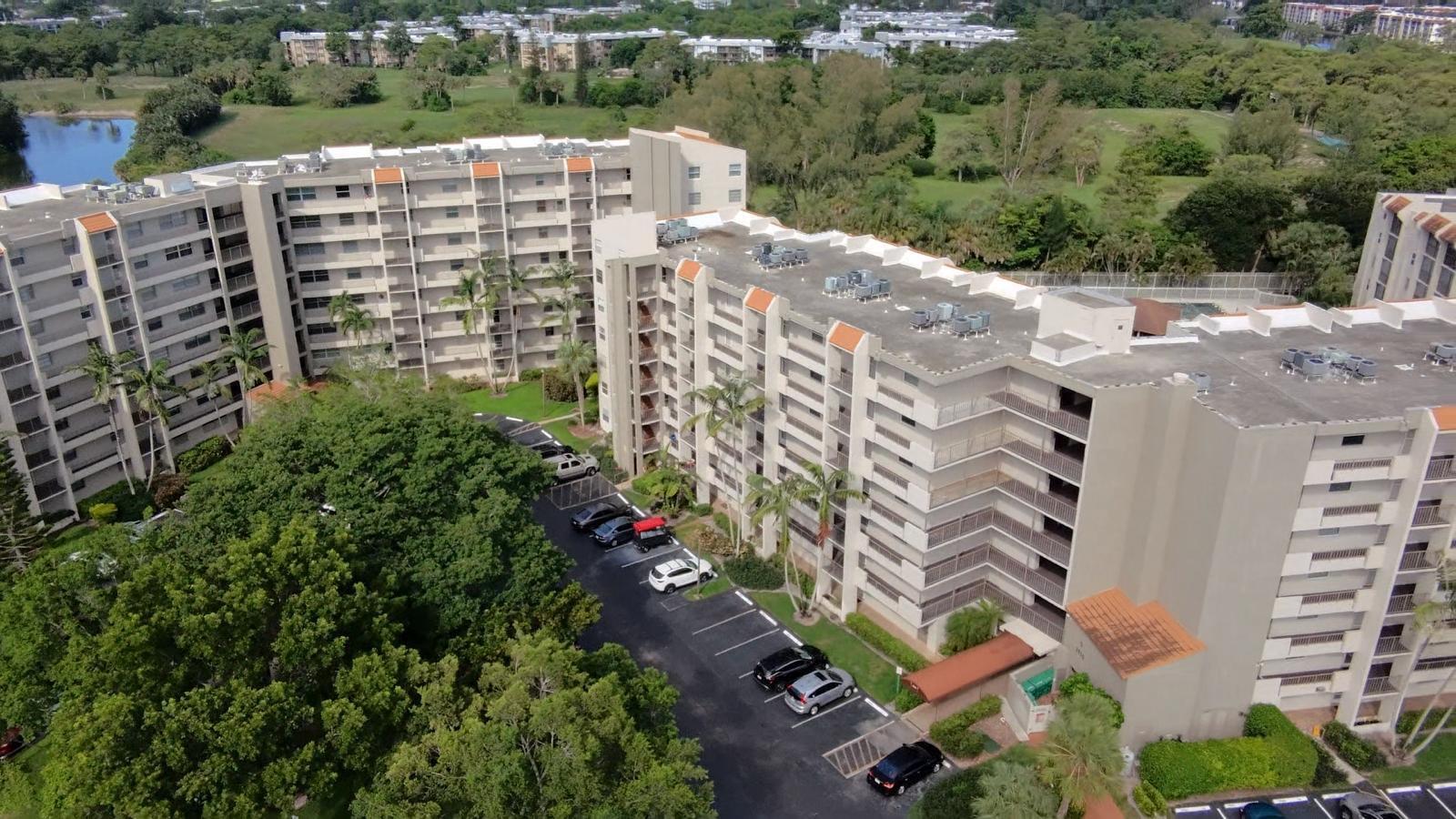 3930 Inverrary Boulevard, Unit 303 Lauderhill, FL 33319 - Photo 32 of 36 bd37f692-730f-4e16-ba1a-03f2d5604ec1