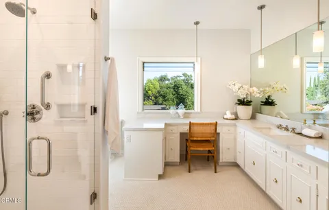 $12,000,000 | 1230 South Oakland Avenue, Pasadena, CA 91106